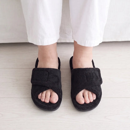 Cloud Slide Black lifestyle