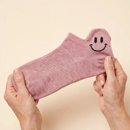 Stretchy smile ankle sock